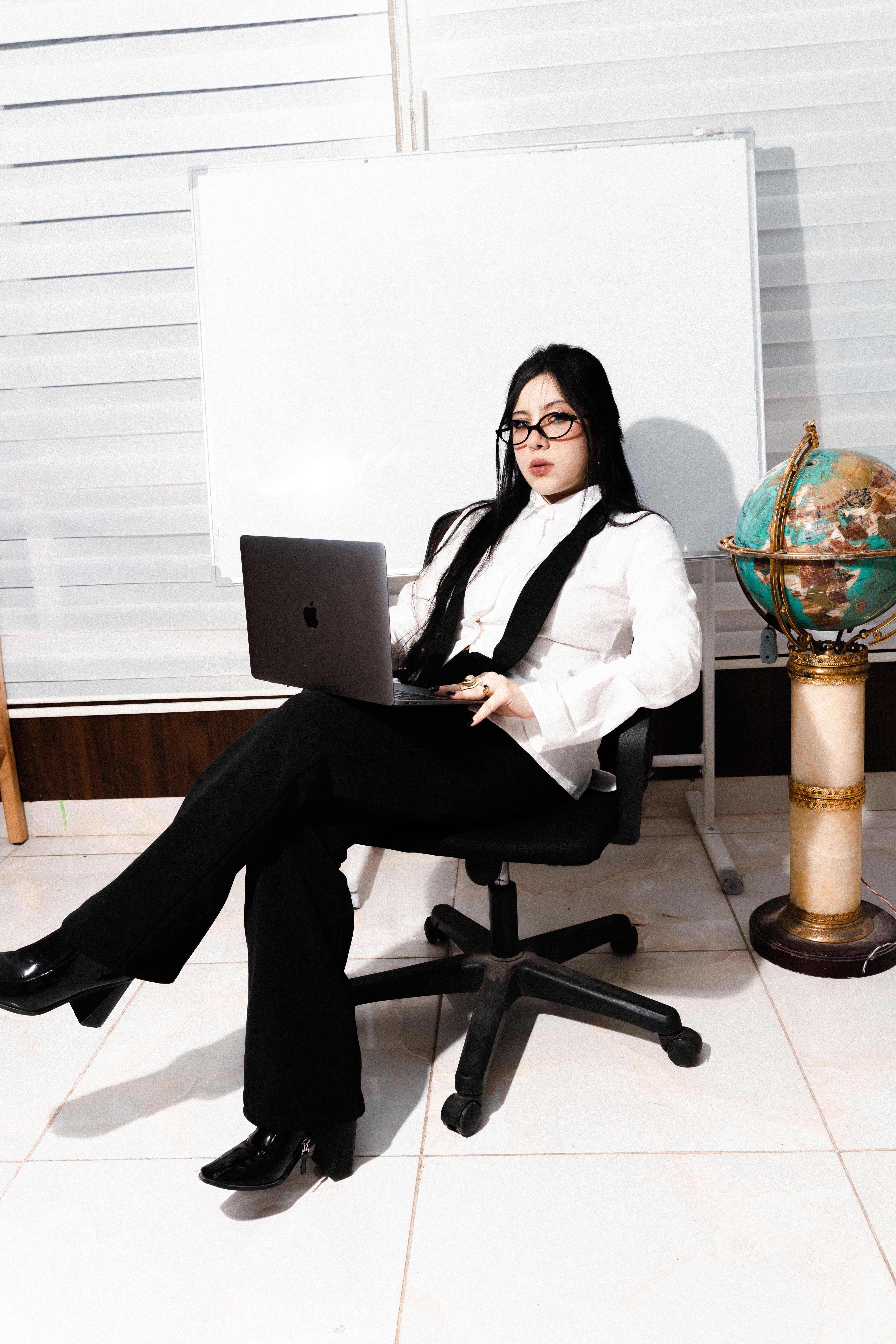 The Élise Corduroy Pants