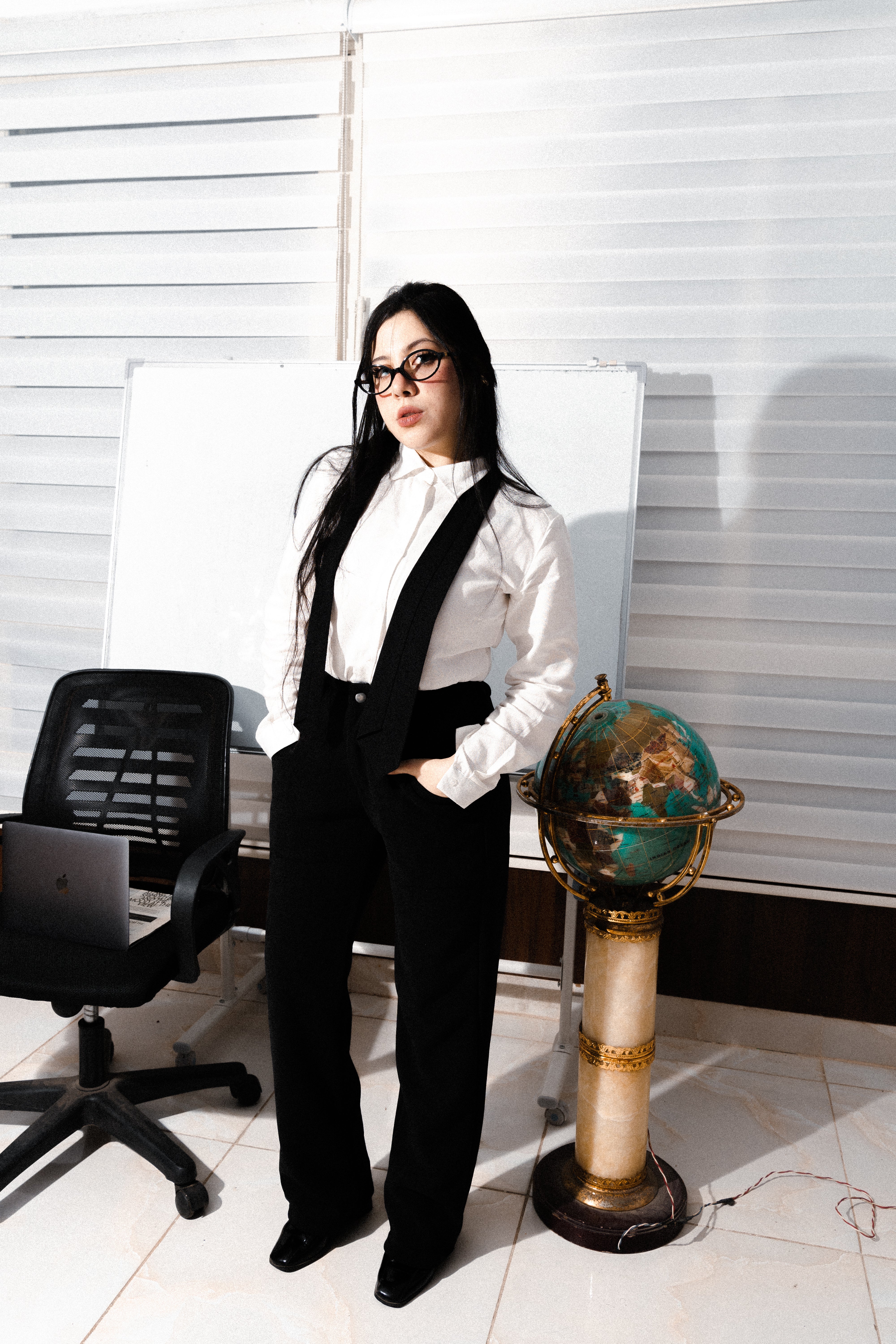 The Élise Corduroy Pants